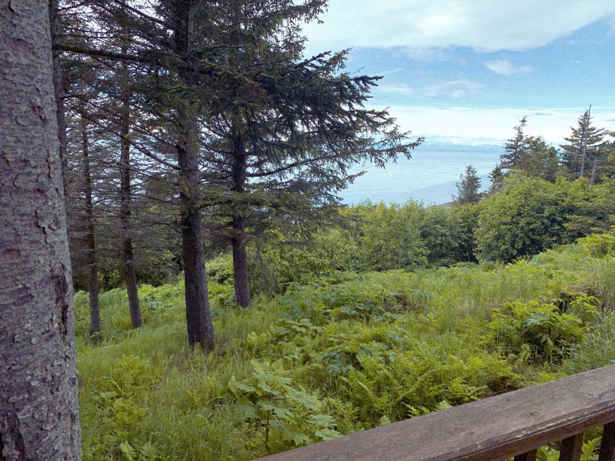 Lost Anchor - Ocean-view On The Bluff *